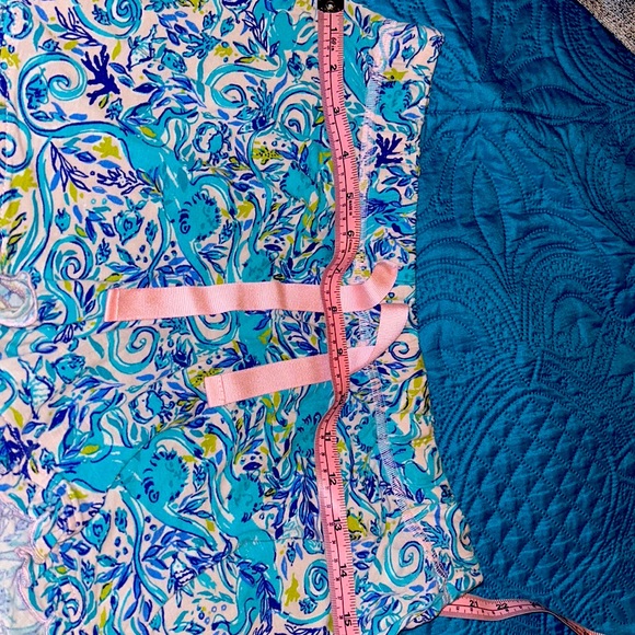Lilly Pulitzer - Picture 2 of 4